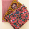 Ensemble de coupons de tissu bio et certifié prêt à être utilisé pour la couture d’accessoires, pochettes ou patchwork, lot vieux rose