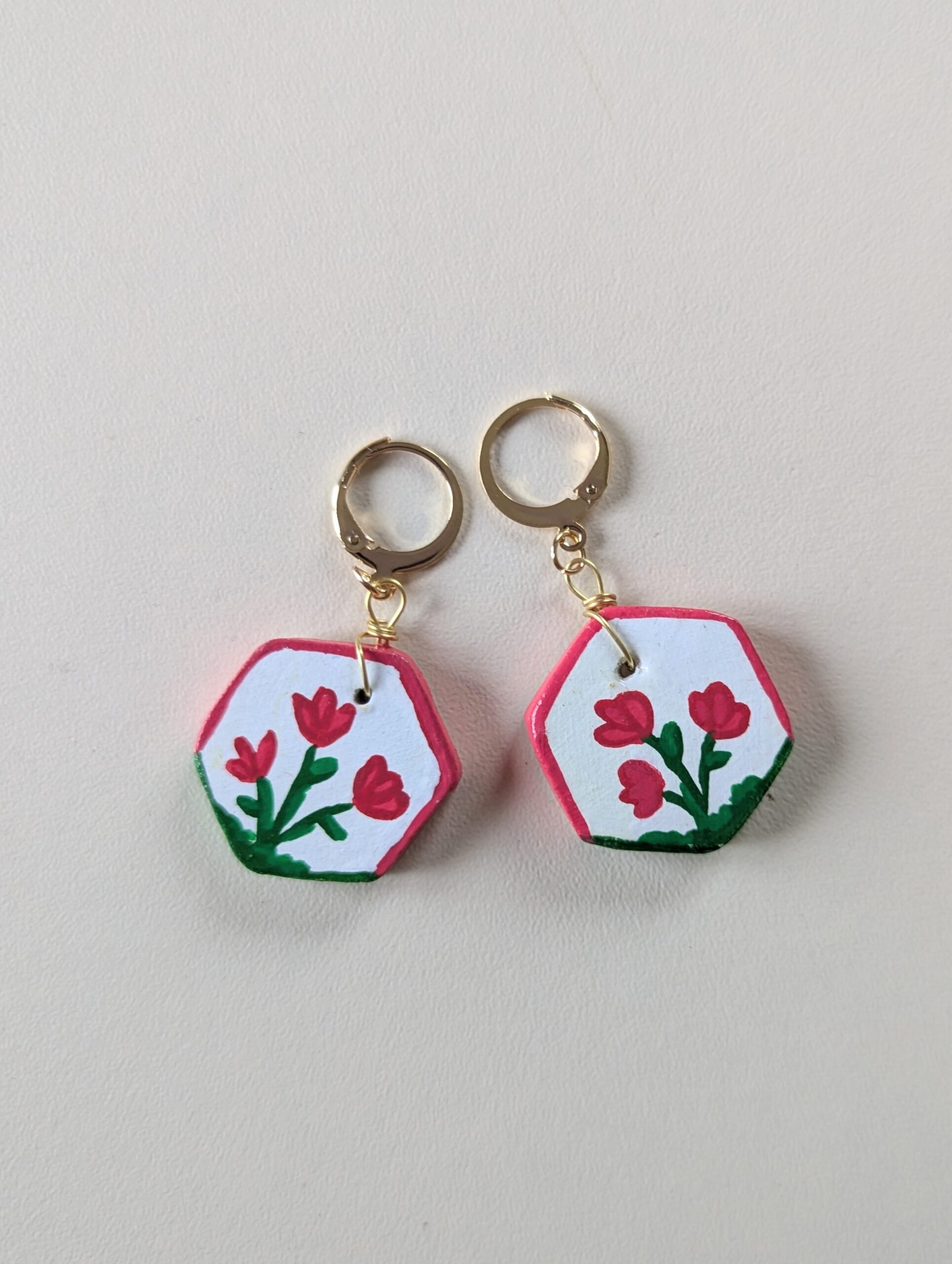 marqueurs crochet en argile peints à la main avec motif de fleurs roses