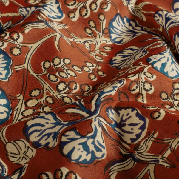 détail du tissu indien en voile de coton rouge motif feuille pour vetement leger