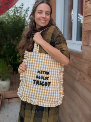Grand tote bag à volant – Tricot & Crochet
